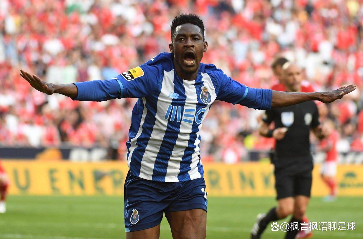 关于关键时刻葡超焦点战；菲尼克斯太阳止住颓势；质疑声仍在；轮换策略成焦点的信息