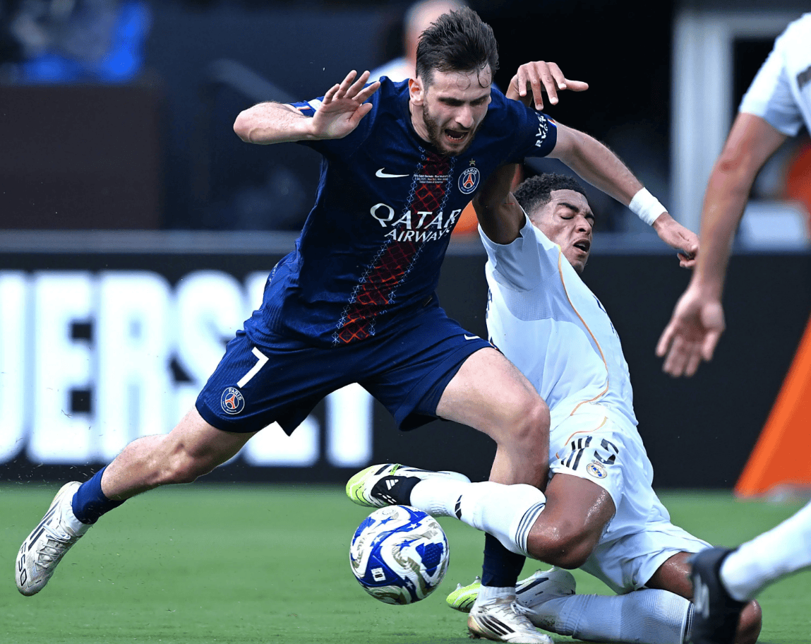 开云kaiyun网站 -包含关键时刻法国杯传出新动向，广东宏远绝杀压哨，管理层表态——悬念犹存，球队文化再被提及的词条